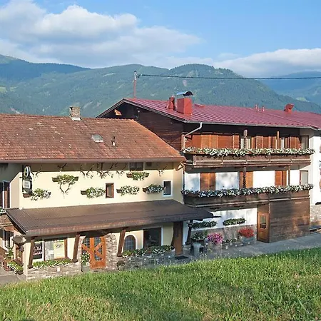 Jaegerklause Inn *